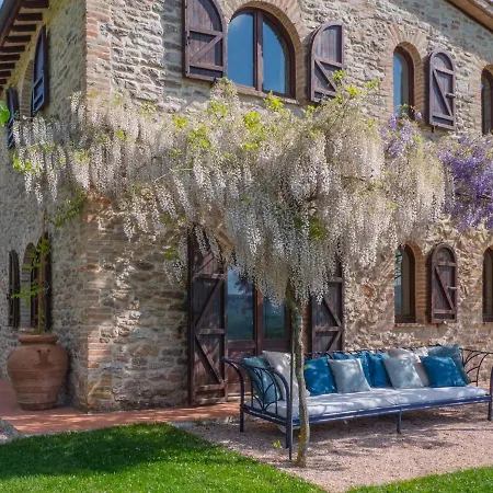 Holiday home Beautiful In With Pool