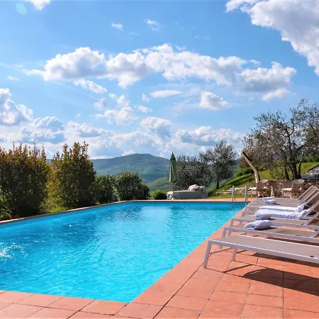 Beautiful In With Pool Сasa de vacaciones